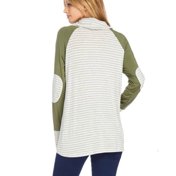 Last 2! Cowl elbow patch top - Picture 3 of 6